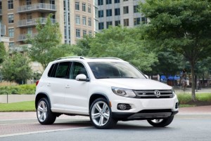 The Volkswagen Tiguan has a towing capacity 2,200 lbs. 